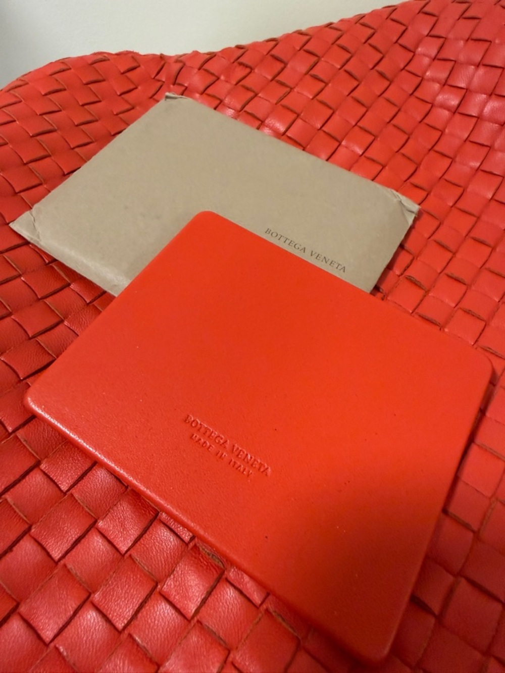 Bottega Veneta Hop Large Shoulder Bag - Picture 4 of 9